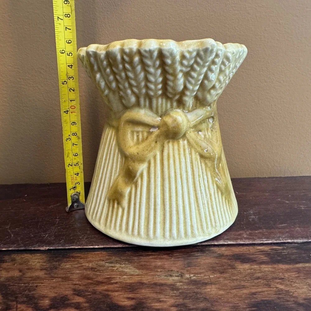 Vintage House of Webster Sheaf of‎ Wheat Haystack Vase Planter Cookie Jar